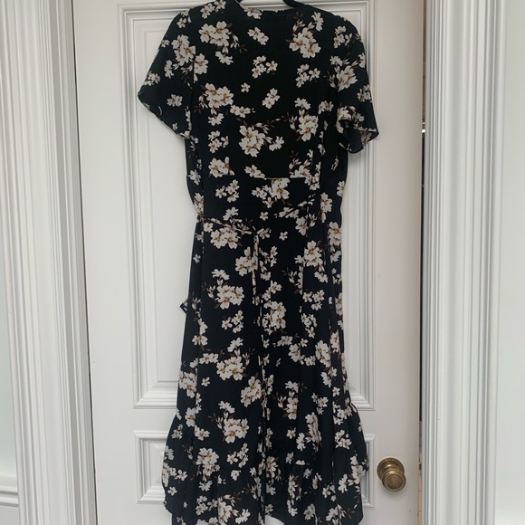 Lucy Wang dress - Picture 4 of 4